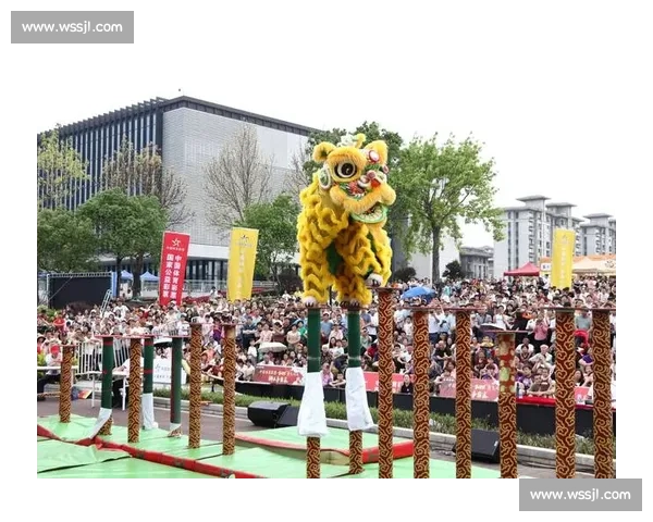 《狮王争霸赛：草原之王的荣耀与挑战》